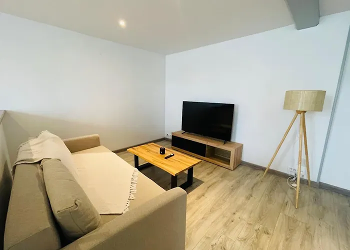 Holiday home La Maison De La Brousse Brizambourg