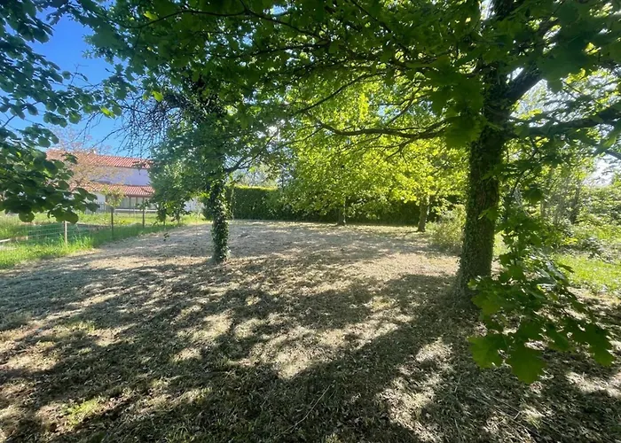 Holiday home La Maison De La Brousse